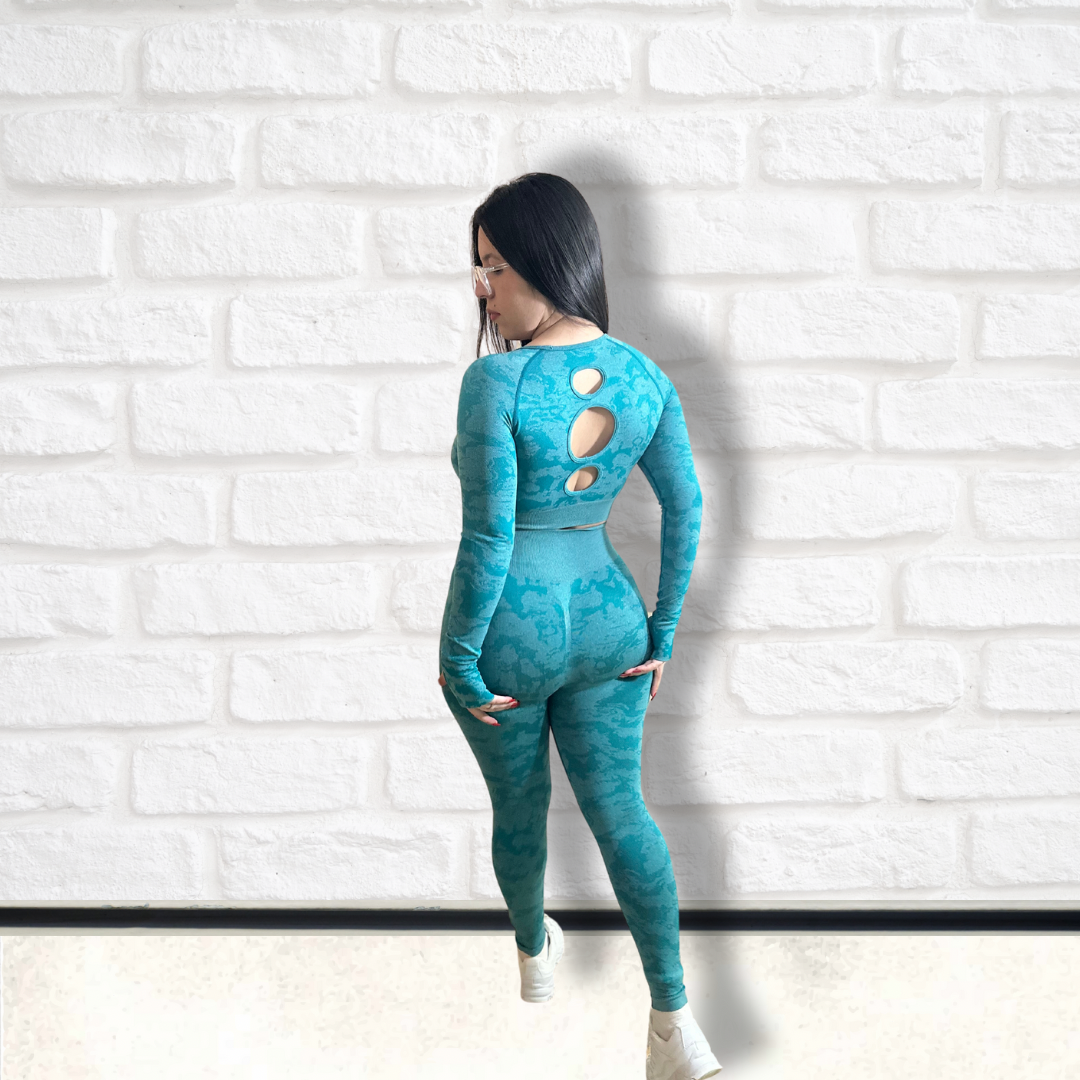 Long Sleeves Back wholes Top & High-Waisted Legging