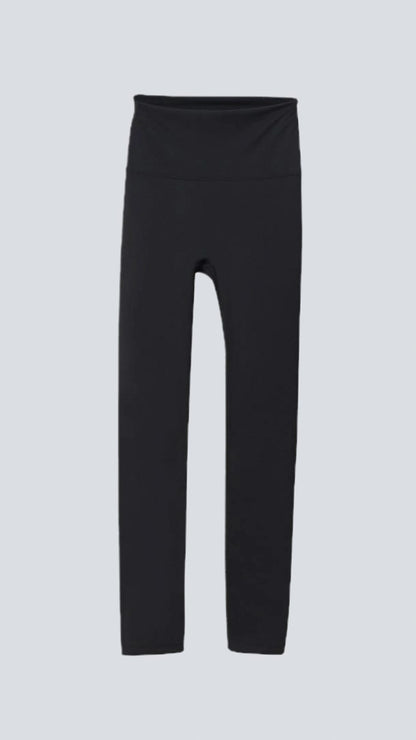 Black Front-Seamless High-Rise Legging